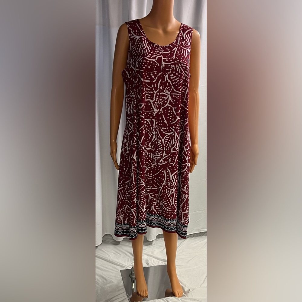 Chic Sleeveless Burgundy Patterned Midi Dress